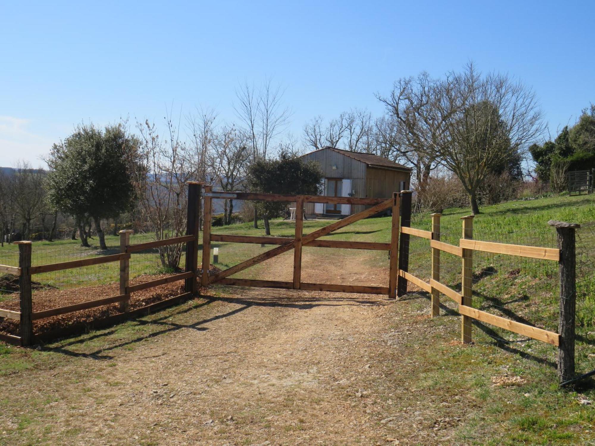 Gites Des Deux Vallees La Borieta Du Causse - 罗卡马杜尔 外观 照片